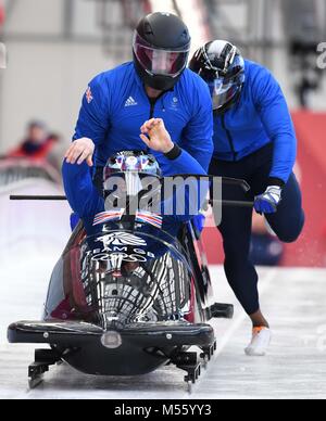 Pyeongchang, Corea del Sud. Xx Febbraio 2018. Il Britannico (GBR) sled di Brad Hall (pilota), Greg Cackett, Nick Gleeson e Joel Fearon. 4-uomo Bob formazione. Olympic Centre di scorrimento. Alpensia. Pyeongchang2018 Olimpiadi invernali. Repubblica di Corea. 20/02/2018. Credito: Sport In immagini/Alamy Live News Foto Stock