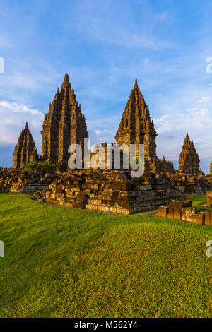Tempio di Prambanan vicino a Yogyakarta sull isola di Giava - Indonesia Foto Stock