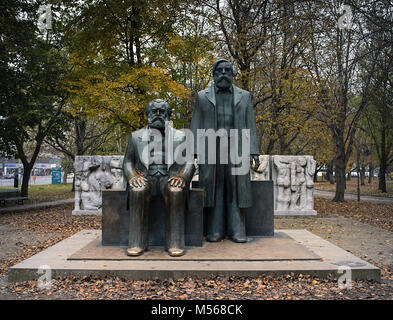 Marx e Engels a Berlino Foto Stock