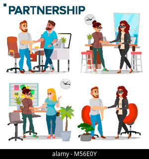 Business Partnership impostato vettore. Uomo di affari e Business Woman. Handshaking casual. Business Connection. Isolato illustrazione piatta Illustrazione Vettoriale