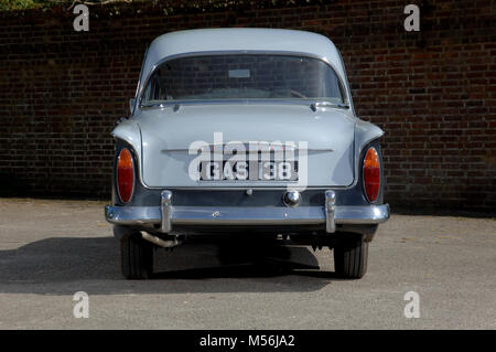 1961 Hillman Minx classic British famiglia auto Foto Stock