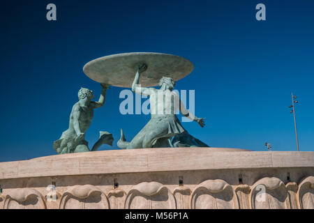 Fontana del Tritone, Valletta, Malta, l'Europa. 02/12/2018. Foto Stock