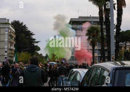 Roma, 4 novembre 2017. La dimostrazione del movimento politico chiamato 'Forza Nuova" tenutasi a Roma in zona EUR il 04 novembre 2017. Roma, Ital Foto Stock