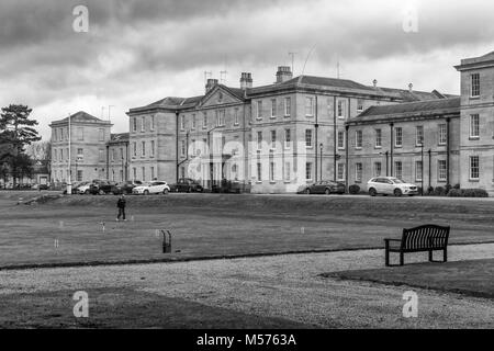 La facciata di St Andrews Hospital, un ospedale psichiatrico gestito da St Andrews Healthcare; Northampton, Regno Unito Foto Stock