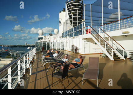 Su una nave da crociera Niew Amsterdam, Fort Lauderdale, Florida Foto Stock