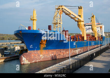 La BBC Plata General Cargo nave passando attraverso il Welland Canal Foto Stock