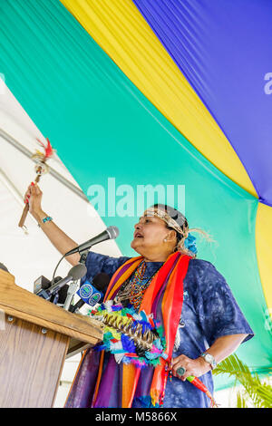 Miami Florida, Virginia Key, Beach Park, cerimonia di apertura Grand Re, segregazione, movimento per i diritti civili, Caribe Tribal Indian Queen Catherine Hummingbird RAM Foto Stock