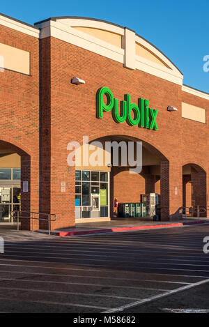 Publix Super mercato (il più grande e veloce-crescente di proprietà dei dipendenti della catena di supermercati negli Stati Uniti) in Snellville (Metro Atlanta, Georgia. Foto Stock