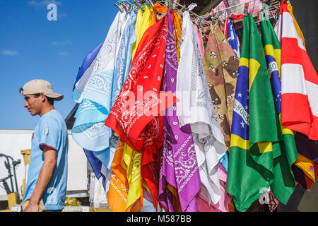 Miami Florida,Homestead,autostrada Route 1,one,mercato agricolo,contadini,contadini',ispanici Latino etnia immigrati minoranza,uomo uomini maschio a Foto Stock