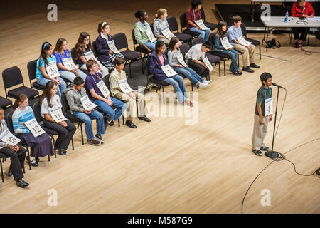 Miami Florida, Arsht Performing Arts Center, The Miami Herald Spelling Bee, test, esame, competizione, multiculturale, neri africani, HISP Foto Stock