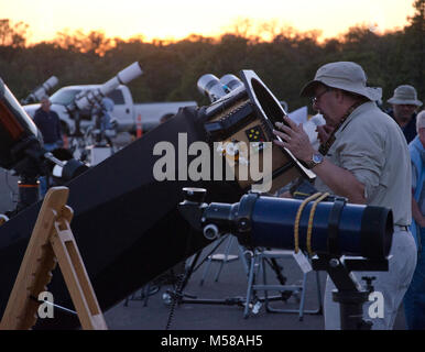 Parco Nazionale del Grand Canyon annuale di Star Party . Per otto giorni ogni anno a giugno, parco i visitatori e i residenti di esplorare le meraviglie del cielo notturno sul Parco Nazionale del Grand Canyon South Rim con il Tucson astronomia amatoriale di associazione e sul bordo nord con il Saguaro Astronomy Club di Phoenix. Gli astronomi dilettanti provenienti da tutto il paese volontariamente le loro competenze e la loro offerta gratuita serale programmi di astronomia e telescopio libera la visualizzazione. Server dei criteri di rete Foto Stock