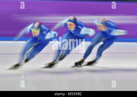 Gangneung, Corea del Sud. Il 21 febbraio, 2018. 21 febbraio 2018, Corea del Sud, Gangneung, olimpiadi invernali, uomini pattinaggio di velocità team Pursuit evento, semifinali, Norvegia vs. Paesi Bassi, Gangneung Ovale: il norvegese del team. Credito: Pietro Kneffel/dpa/Alamy Live News Foto Stock