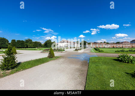 L'Augarten è un parco pubblico situato nel secondo distretto di Vienna Austria e contiene il più antico della città parco barocco. Foto Stock