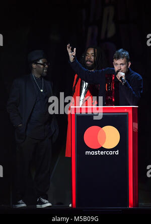 Gorrilaz accettare il premio per la miglior band britannica durante il 2018 BRIT Awards mostra che si è tenuta presso la O2 Arena, Londra. Solo uso editoriale. Stampa foto di associazione. Picture Data: mercoledì 21 febbraio, 2018. Vedere PA Storia SHOWBIZ inglesi. Foto di credito dovrebbe leggere: Victoria Jones/filo PA. Foto Stock