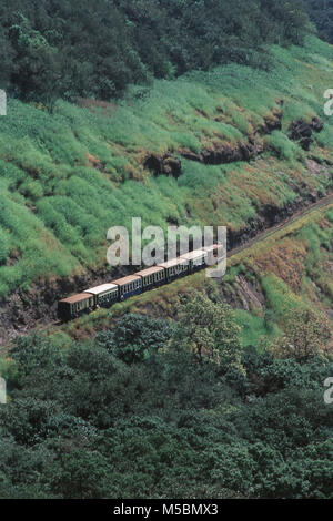 Matheran Neral mini treno District Alibag nel Maharashtra, India Foto Stock