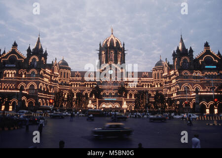 Stazione di VT su 150 anni di completamento, Mumbai, Maharashtra, India Foto Stock