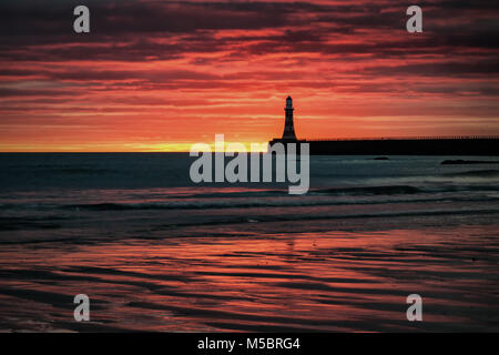 Roker Lighthouse Sunrise Foto Stock