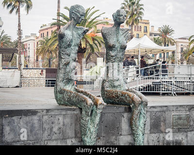 Barcellona, Spagna-febbraio 17, 2018: La scultura Parella da Lautaro Diaz nel Port Vell Foto Stock