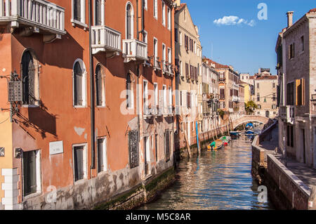 Venezia,Canal in Fondamenta Zattere allo Spirito Santo Foto Stock
