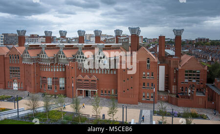 Il design unico di Queens edificio a De Montfort University di Leicester significa che l'edificio non ha bisogno di riscaldamento come si controlla la tempera Foto Stock