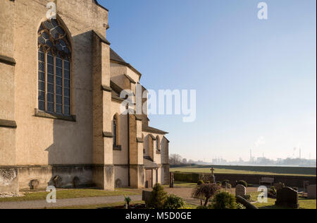 Krefeld-Hohenbudberg, San Mattia, Blick vom Chor in Richtung Rhein und Duisburg Foto Stock