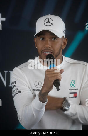 Silverstone, UK. Il 22 febbraio, 2018. Lewis Hamilton in occasione del lancio della Mercedes F-1 AMG F1 W09 a Silverstone,UK Credit: ilpo musto/Alamy Live News Foto Stock