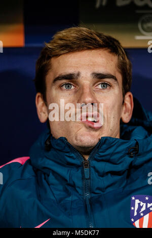 Antonie Griezmann (Atletico de Madrid) inizia sul banco di lavoro. UEFA Europa League match tra Atlético de Madrid vs Copenhague a Wanda Metropolitano stadium in Madrid, Spagna, 22 febbraio 2018. Credito: Gtres Información más Comuniación on line, S.L./Alamy Live News Foto Stock