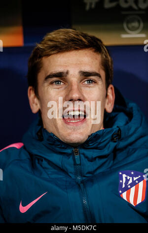 Antonie Griezmann (Atletico de Madrid) inizia sul banco di lavoro. UEFA Europa League match tra Atlético de Madrid vs Copenhague a Wanda Metropolitano stadium in Madrid, Spagna, 22 febbraio 2018. Credito: Gtres Información más Comuniación on line, S.L./Alamy Live News Foto Stock