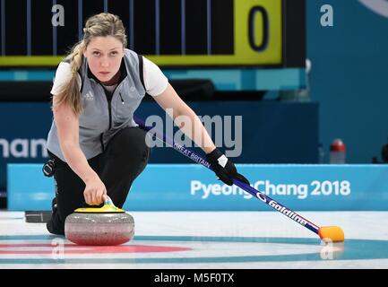 Gangneung centro di curling, Corea del Sud. Il 23 febbraio, 2018. Lauren grigio (GBR). Womens curling. Semi Finali. Gangneung centro di curling. Gangneung. Pyeongchang2018 Olimpiadi invernali. Repubblica di Corea. 23/02/2018. Credito: Sport In immagini/Alamy Live News Foto Stock