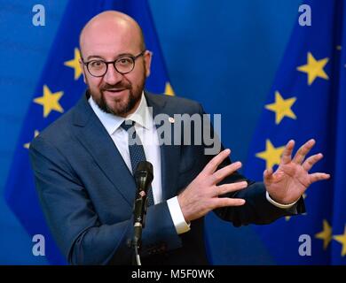 Bruxelles, Belgio. Il 23 febbraio, 2018. Il primo ministro belga Charles Michel parla durante la conferenza stampa sulla riunione con controparti provenienti da Africa il Sahel in una mostra di sostegno per la regione impoverita preda di estremisti e un tasto punto di transito per i migranti voce in Europa a Bruxelles, Belgio, 23 febbraio 2018. Credito: Jakub Dospiva/CTK foto/Alamy Live News Foto Stock