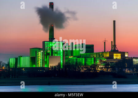 La potenza Lausward stabilimento Dusseldorf, turbine a vapore e a gas impianto di alimentazione azionata da Stadtwerke Düsseldorf e EnBW, nel porto di Dusseldorf sul Foto Stock