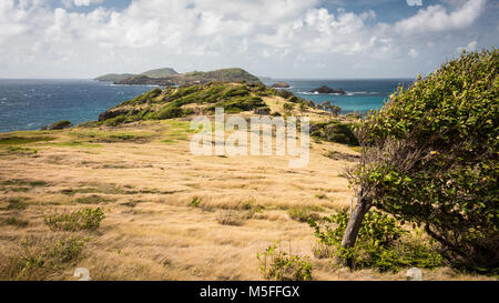 Vista da Saint Hilaire punto, Friendship Bay, Bequia, Grenadine Foto Stock