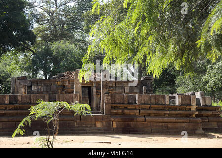 Polonnaruwa Nord provincia centrale dello Sri Lanka Shiva Devale n. 1 del XIII secolo tempio indù Foto Stock