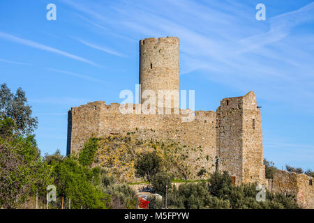 Castello di Monte Ursino, Noli, Savona,Italia // Castello medievale, fortezza Foto Stock