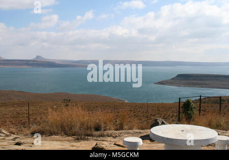 Diga di Sterkfontein, situato appena al di fuori della città di Harrismith, Libero Stato provincia, Sud Africa. Foto Stock