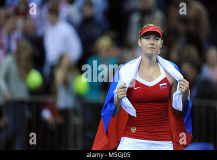 Cracovia in Polonia - Febbraio 7, 2015: Maria Sharapova durante il tennis cup Fed Cup Polonia Russia Foto Stock