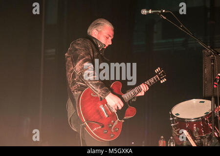 Oakland, Stati Uniti d'America. Il 22 febbraio, 2018. Peter Hayes del ribelle nero Moto Club esegue il 22 febbraio 2018 presso il Teatro Fox a Oakland, in California. Credito: la foto di accesso/Alamy Live News Foto Stock