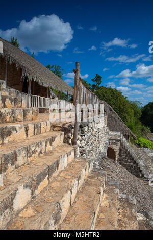 Le maestose rovine in Ek Balam. Ek Balam è un Yucatec-Maya sito archeologico entro il comune di Temozón, Yucatan, Messico. Foto Stock