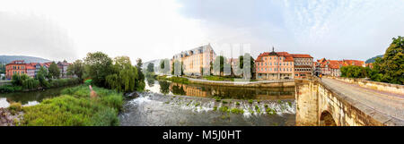 Germania, Bassa Sassonia, Hannoversch Muenden, Welfenschloss Muenden, Ponte Vecchio e Wanfrieder Schlagd Foto Stock