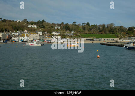 Barche da pesca in Lyme Regis Harbour Foto Stock