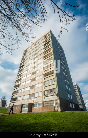 Blocchi a torre in Kings Heath, Birmingham Regno Unito Foto Stock