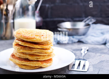 Frittelle su piastra, frittelle dolci, stock photo Foto Stock