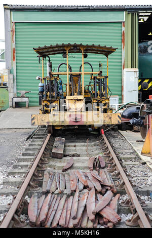 Uno di (19) le immagini relative a Buckingham Centro ferroviario in Quainton Buckinghamshire.visualizzati qui è una manutenzione ferroviaria macchina a Quainton. Foto Stock