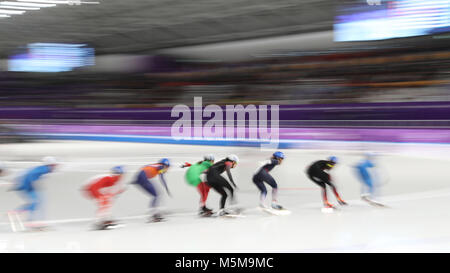 Gangneung, Corea del Sud. 24 Febbraio, 2018. La pratica del pattinaggio di velocità: le donne di mass start finale al ovale Gangneung durante il 2018 Pyeongchang Giochi Olimpici Invernali. Credito: Scott Kiernan Mc/ZUMA filo/Alamy Live News Foto Stock