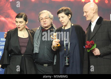 Berlino, Germania. Il 24 febbraio, 2018. Vincitore sessantottesima Berlinale, Golden Bear, Goldener Bär il miglior film: "Touch Me non' da Adina Pintilie , Berlino, Germania. Il 24 febbraio, 2018. Conferenza stampa presso il Grand Hyatt Hotel di Berlino/Germania per "dalla 68Berlinale, dotate di: Adina Pintilie, "Crediti: T.O.Pictures / Alamy Live News" Foto Stock