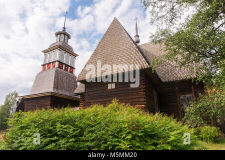 In legno antico, churge Petajavesi, Finlandia. Tradizionale architettura finlandese Foto Stock