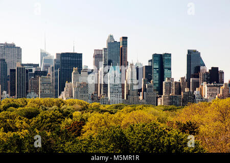 Lo skyline di New York da central park Foto Stock