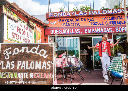 Cancun Messico,Messico,Penisola di Yucatán,Quintana Roo,Avenida Yaxchilan,fonda Las Palomas,ristorante ristoranti ristorazione ristoranti bar bist Foto Stock