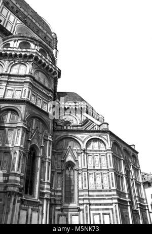 Firenze Duomo di Santa Maria del Fiore dettagli architettonici a basso angolo di visione. Foto Stock