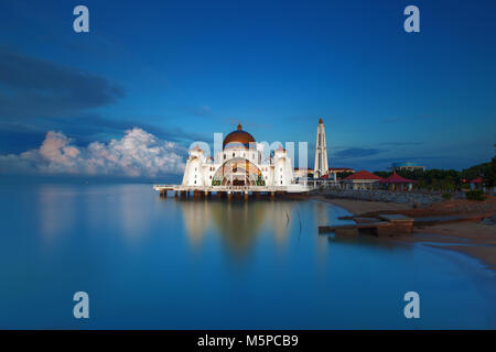 Stretto di Malacca moschea Foto Stock